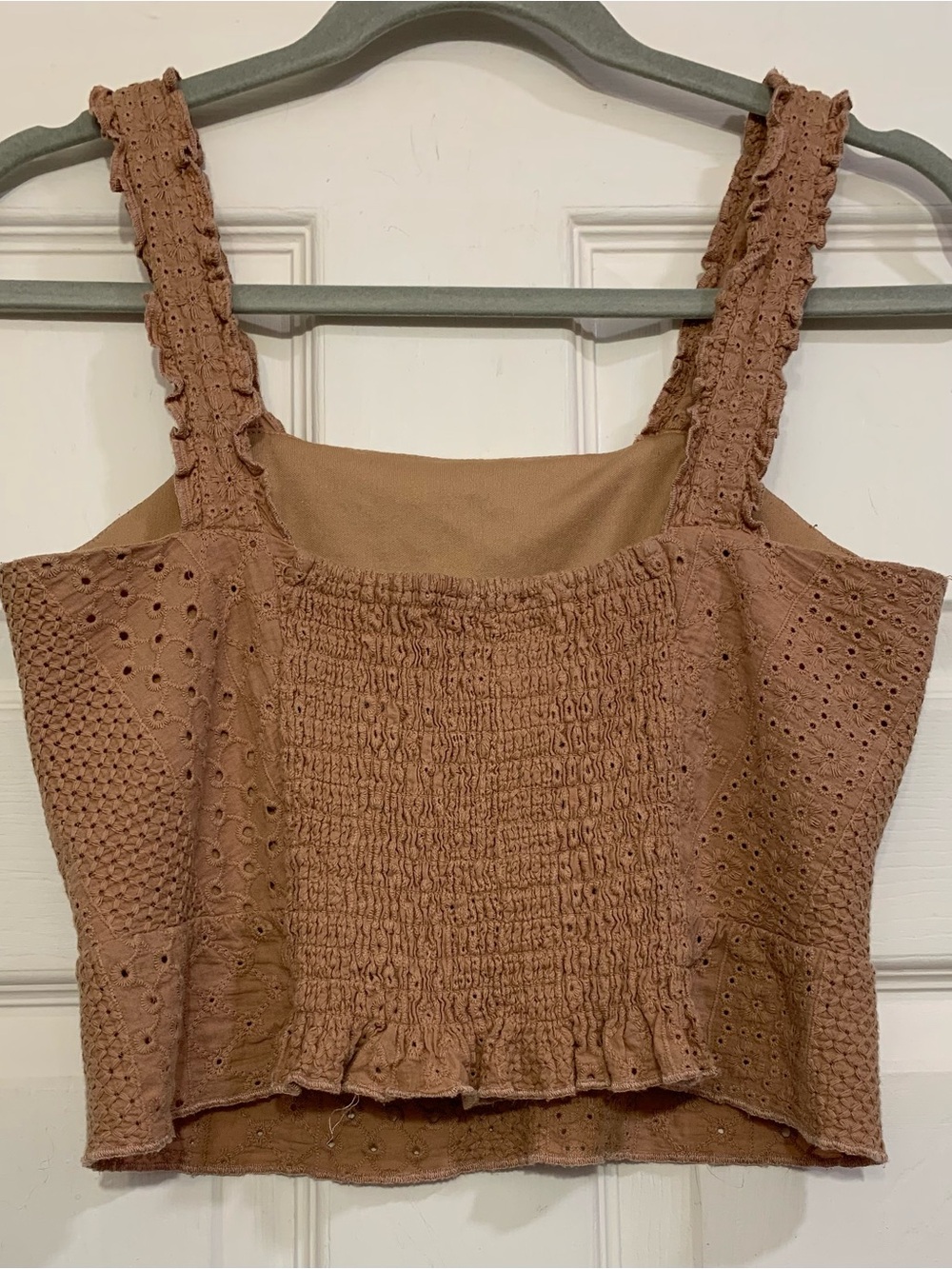 Urban Romantics Carmel Brown Eyelet Cropped Small Tank Top. 3377 - Picture 6 of 6